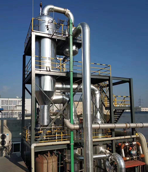 Tube forced circulation evaporator