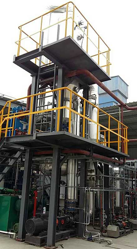 Multi-effect combined plate-and-tube evaporator