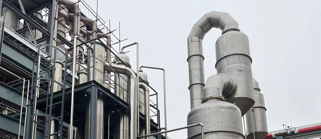 普林克斯糖業(yè)廢水蒸發(fā)系統(tǒng)正在緊鑼密鼓的安裝